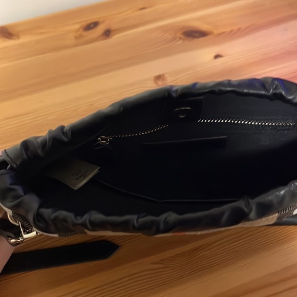 Burberry Little Crush Crossbody Bag - Picture 7 of 9